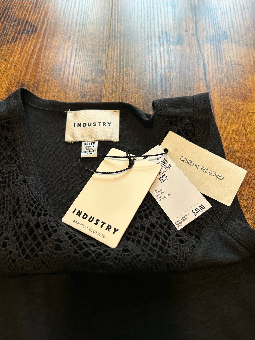 Women's Black Crochet Yoke Tank Top - Picture 3 of 3
